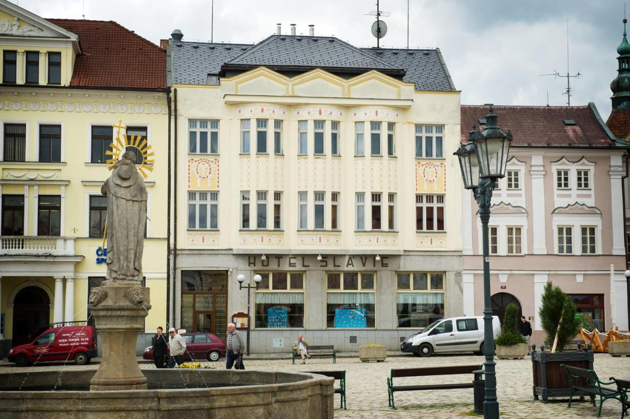 Hotel Slávie Pelhřimov Esterno foto